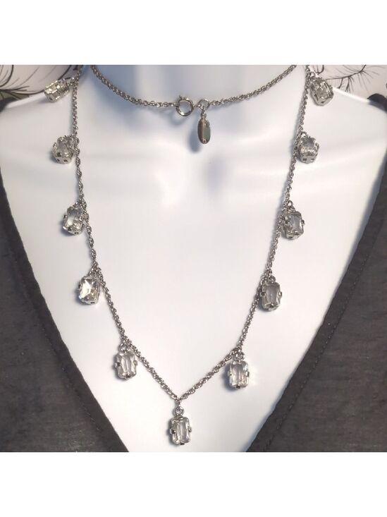 Ann Taylor Jewelry - Ann Taylor Crystal Drop Necklace